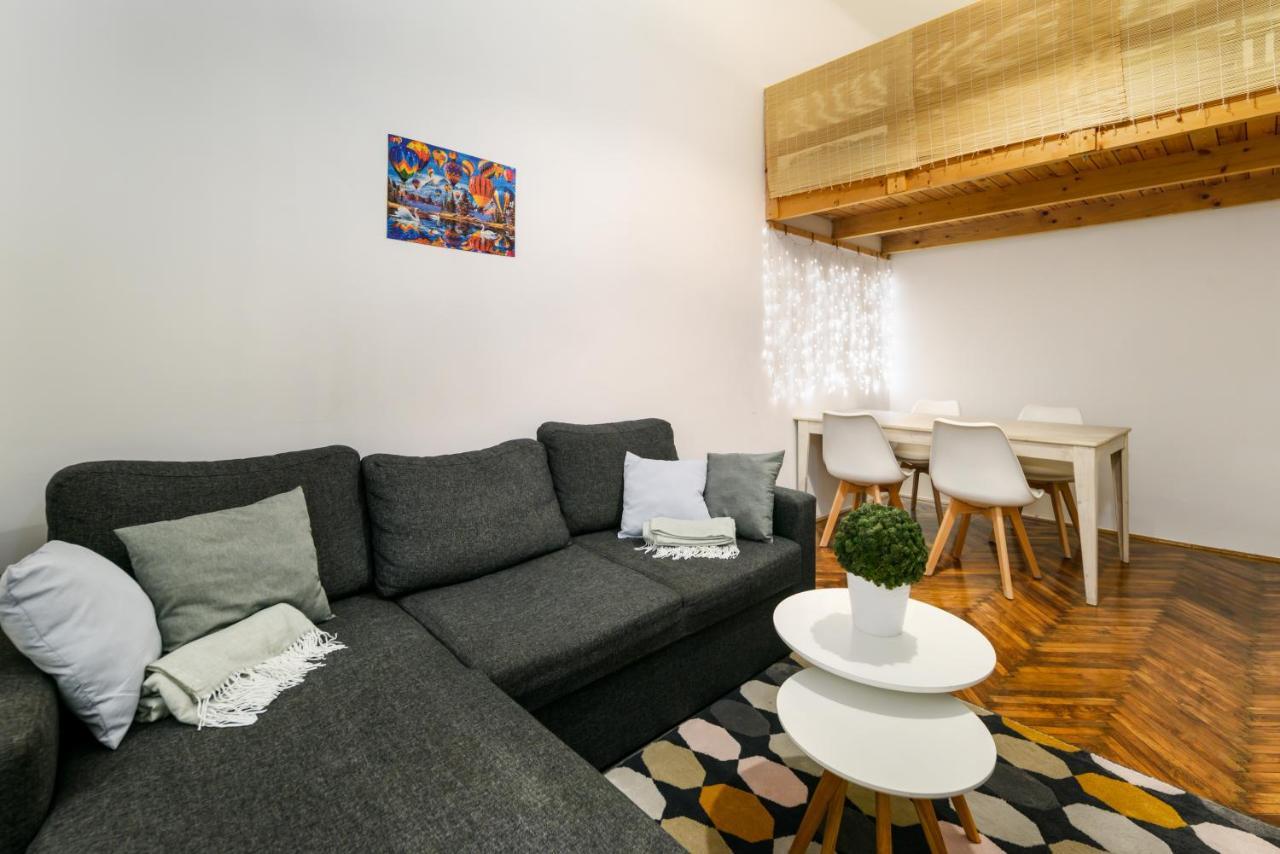 بودابست Two Separate Rooms Apartment In City Center, Party District المظهر الخارجي الصورة